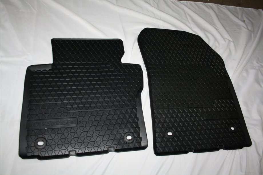 Volkswagen Caddy 2004-2010 Gummimatten (2 Stk., Original) Image
