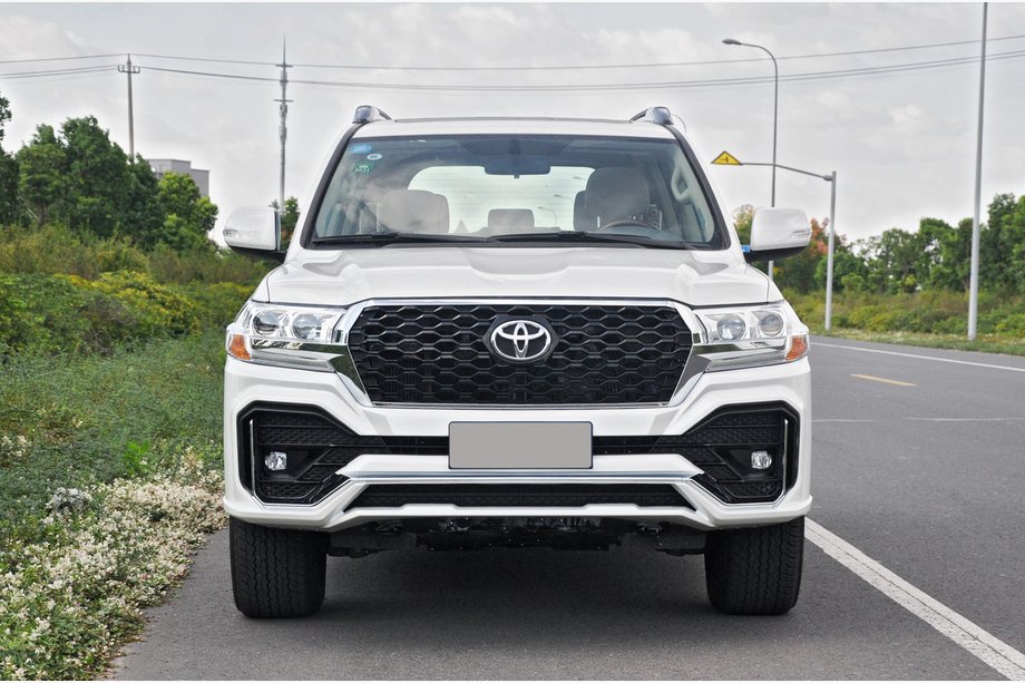 Toyota Land Cruiser 200 2007-2021 Bodykit 2016↗ (TRD EWAN 2023) Foto 7