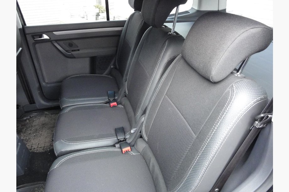 Volkswagen Touran 2003-2010 Autositzbezüge SoyuzAuto Premium Foto 1