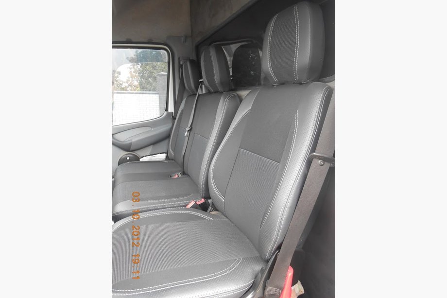 Mercedes Sprinter W901/902/903/904/905 1995–2006 Premium Autositzbezüge Original (Kunstleder+Stoff) 1+1 Image