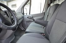 Mercedes Sprinter W906 2006–2018 Autositzbezüge (Kunstleder↗Stoff, Premium) Foto 2