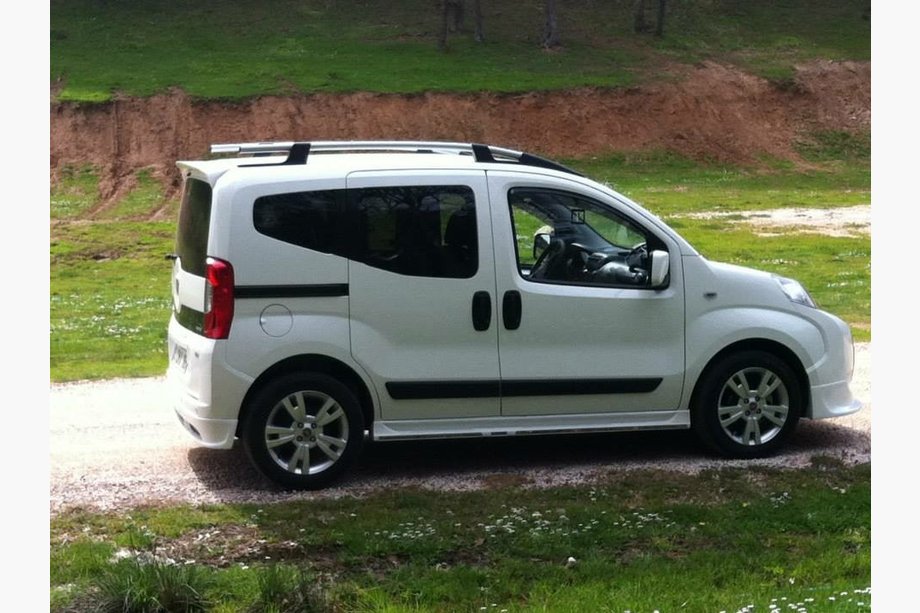 Citroen Nemo 2007-2017 Seitenschweller Serit (grundiert zum Lackieren) Foto 3