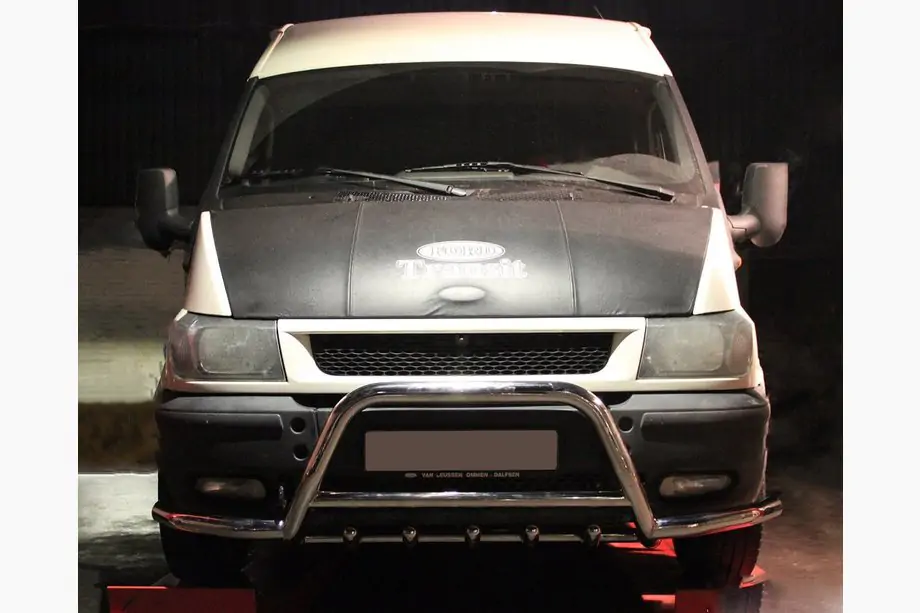 Ford Transit 2000–2014 Frontschutzbügel WT003-Plus (2000-2006, Edelstahl) Foto 1