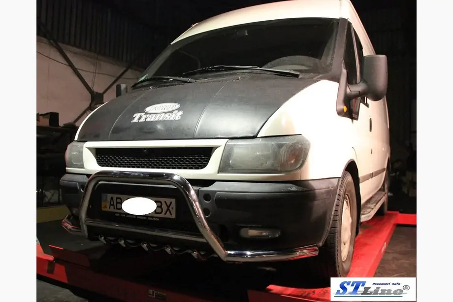 Ford Transit 2000–2014 Frontschutzbügel WT003-Plus (2000-2006, Edelstahl) Foto 2