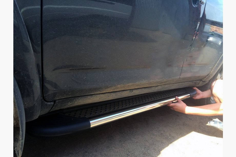 Toyota Rav 4 2006-2013 Seitenschweller Maydos V1 old (2 Stk., Aluminium ↗ Edelstahl) Image