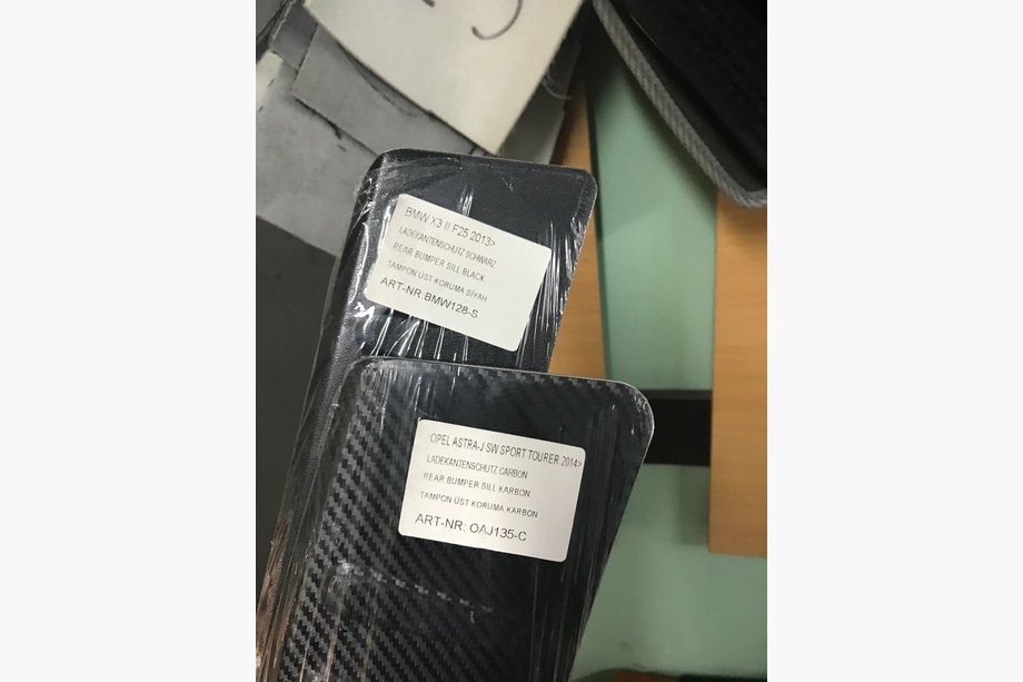 BMW X3 F25 2011-2018 Edelstahl Ladekantenschutz Schwarz Matt Foto 1