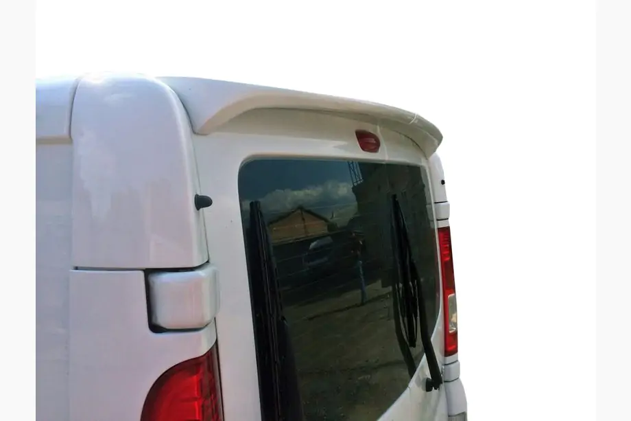 Opel Vivaro 2001–2015 Heckspoiler Anatomik Heckklappe (grundiert zum Lackieren) Image