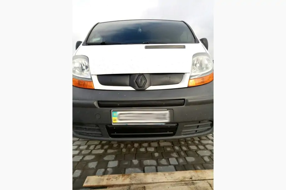 Renault Trafic 2001–2015 Winter Untere Kühlergrill Abdeckung (unter dem Kennzeichen) Foto 3