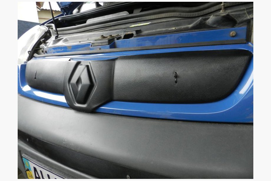 Renault Trafic 2001–2015 Winterabdeckung für Kühlergrill Foto 9