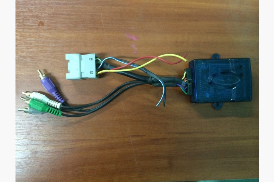 Lexus RX 2009-2015 Verstärker-Adapter Scosche TA07SR (gebraucht) Image