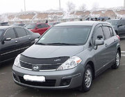 Nissan Tiida 2004-2011 Motorhaubenschutz (VIP) Foto 1