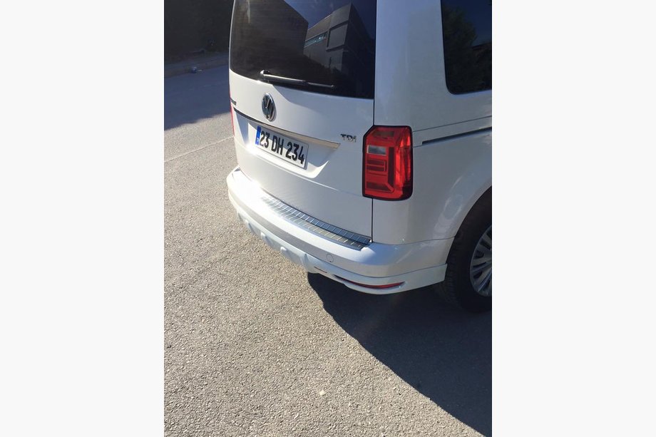 Volkswagen Caddy 2015-2020 Heckstoßstangenabdeckung (grundiert zum Lackieren) Foto 4