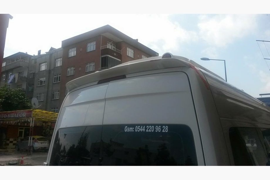 Volkswagen Crafter 2006-2016 Heckspoiler Anatomik (schmales Modell, grundiert zum Lackieren) Foto 4