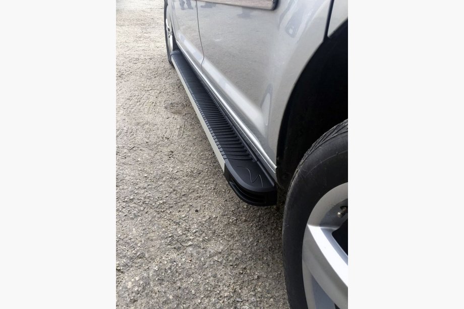 Volkswagen Tiguan 2007-2016 Seitenschweller Maya V1 (2 Stk., Alu) Image