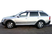Skoda Octavia II A5 2010-2013 Windabweiser SW (4 Stk, HIC) Foto 10