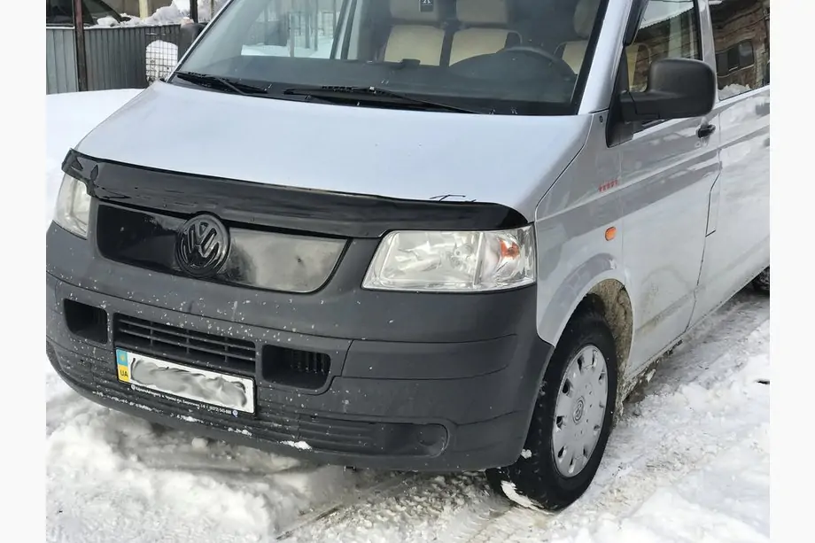 Volkswagen T5 Transporter 2003-2010 Winterabdeckung für Kühlergrill Foto 3