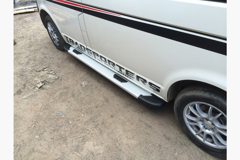 Volkswagen T5 Transporter 2003-2010 Trittbretter Bosphorus OLD Grau (2 Stk., Aluminium) Langer Radstand Foto 4