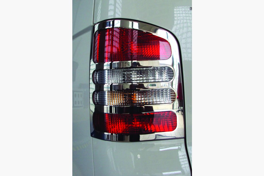 Volkswagen T5 2010-2015 Chrom Rückleuchten Abdeckungen (2 Stk., Edelstahl) 1 Tür, OmsaLine - Italienischer Edelstahl Foto 6