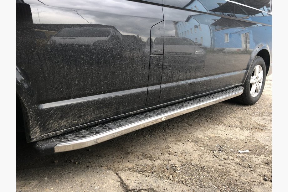 Volkswagen T5 Multivan 2003–2010 Trittbretter BlackLine (2 Stk, Aluminium) Langer Radstand Image