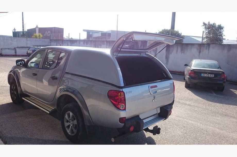 Mitsubishi L200 2006-2015 Hardtop Canopy Commercial Image