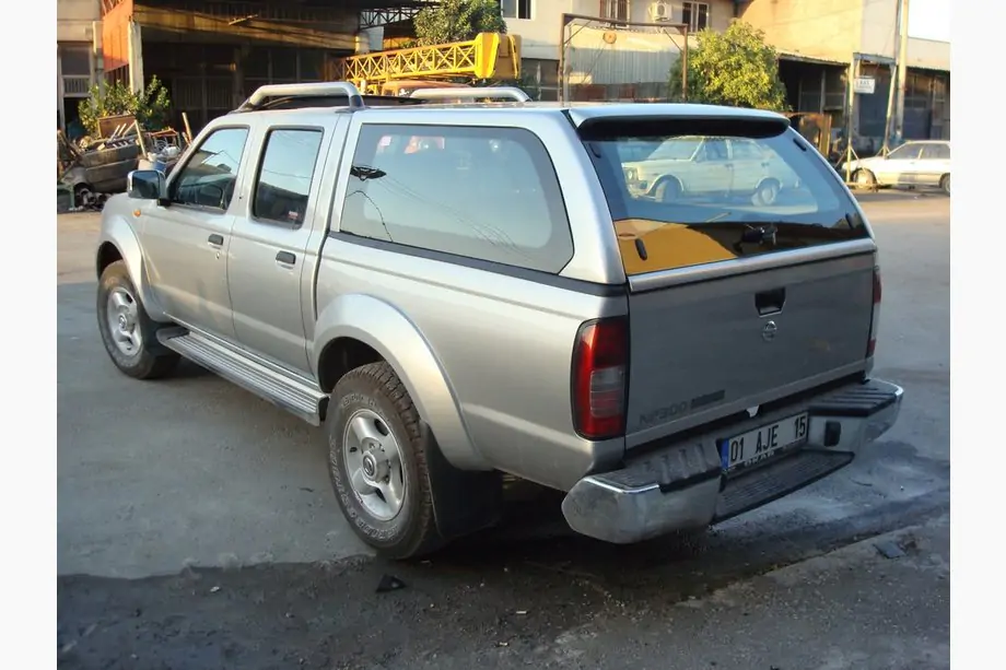 Nissan NP300 1999-2015 Laderaumabdeckung Canopy Image