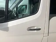Mercedes Sprinter W907/W910 2018- Edelstahl Türgriffblenden Foto 1