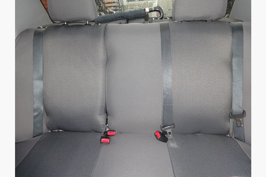Mitsubishi Lancer 9 2004-2008 Autositzbezüge (Stoff, Classik) Image