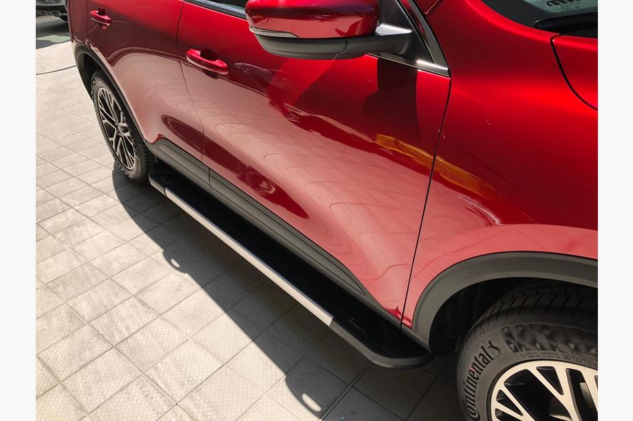 Ford Kuga/Escape 2019- Seitenschweller RedLine V1 (2 Stk., Aluminium) Image