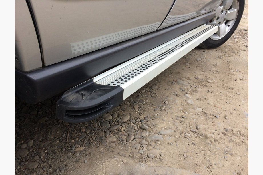 Jeep Grand Cherokee WK 2004-2010 Seitenschweller Maya V2 (2 Stk., Aluminium) Foto 7