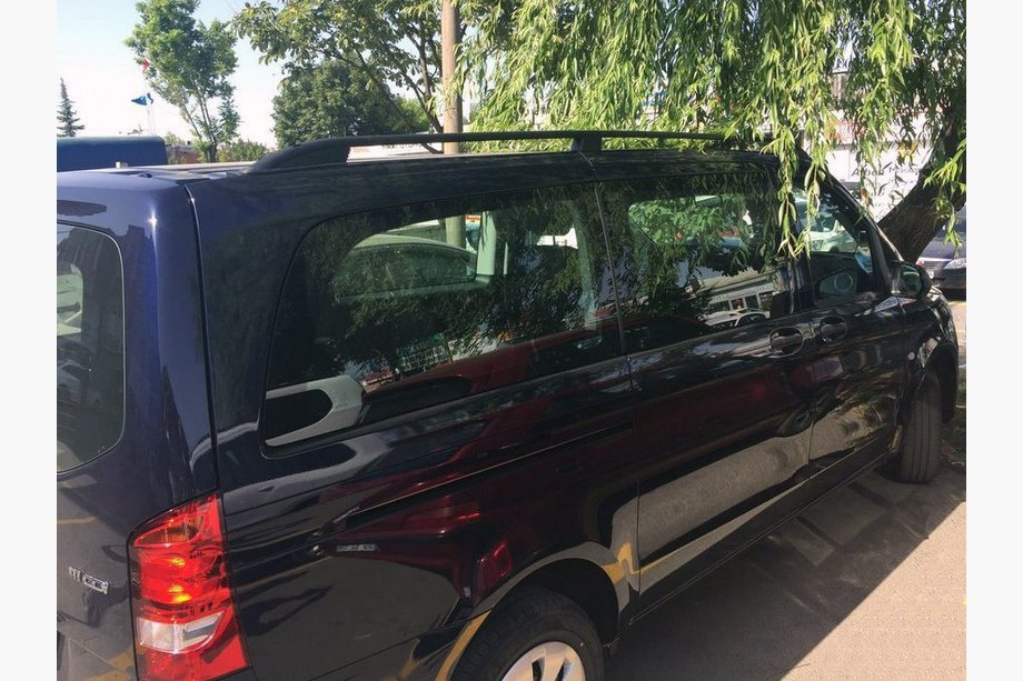 Mercedes Viano 2004-2014 Schwarze Dachreling Skyport (Vollmetall) Image