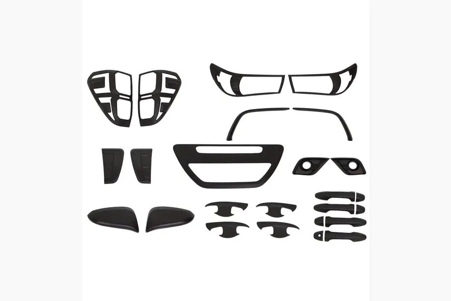 Toyota Hilux 2015- Set Zierleisten (schwarzes ABS) Image