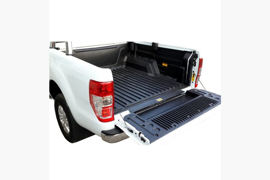 Volkswagen Amarok 2010-2022 Kofferraumwanne Foto 2