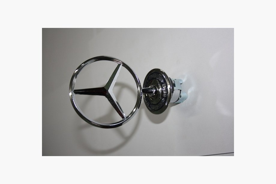 Mercedes E-сlass W212 2009-2016 Emblem Mercedes 212 Image