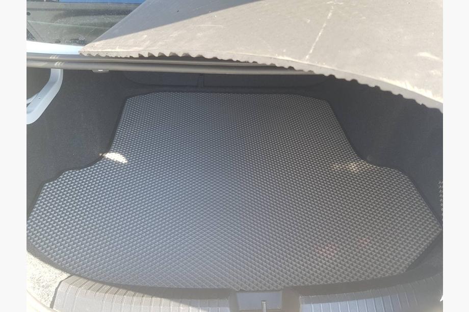 Volkswagen Jetta 2018- Kofferraummatte EVA Grau Foto 4