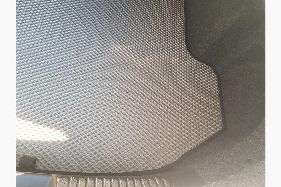Volkswagen Jetta 2018- Kofferraummatte EVA Grau Foto 3