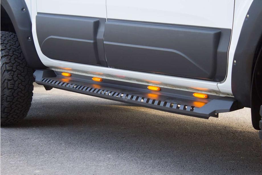 Fiat Fullback 2016- Seitenstufen Dakar V1 mit LED (2 Stk, Metall) Foto 2