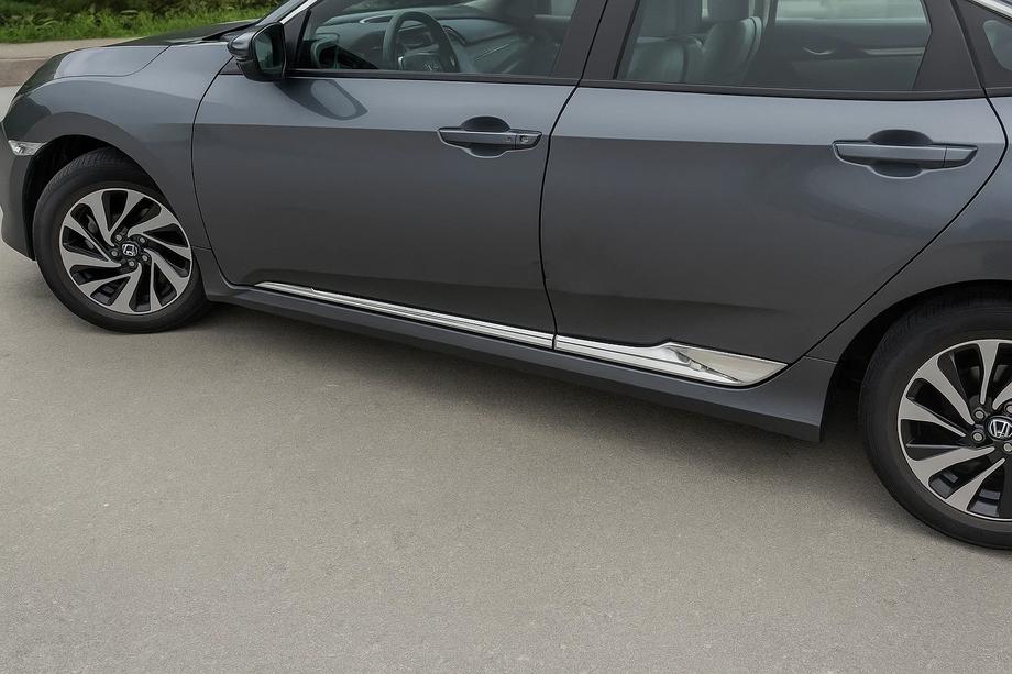 Honda Civic Sedan X 2016-2021 Türleisten V2 (4 Stk, Edelstahl) Foto 1