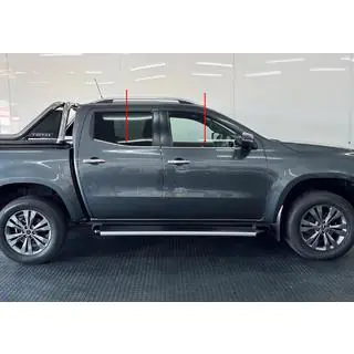 Fensterunterkante Zierleisten Edelstahl (4 Stk) Mercedes X class 2017-2020 Foto 1
