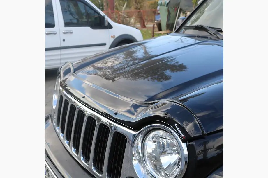 Jeep Cherokee/Liberty 2002-2007 Motorhaubenschutz (EuroCap) Image