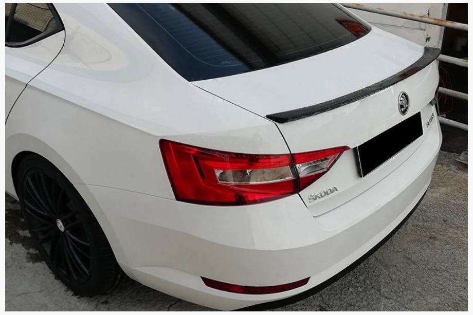 Skoda Superb 2015-2024 Heckspoiler LIP (Omsa, schwarz) Image