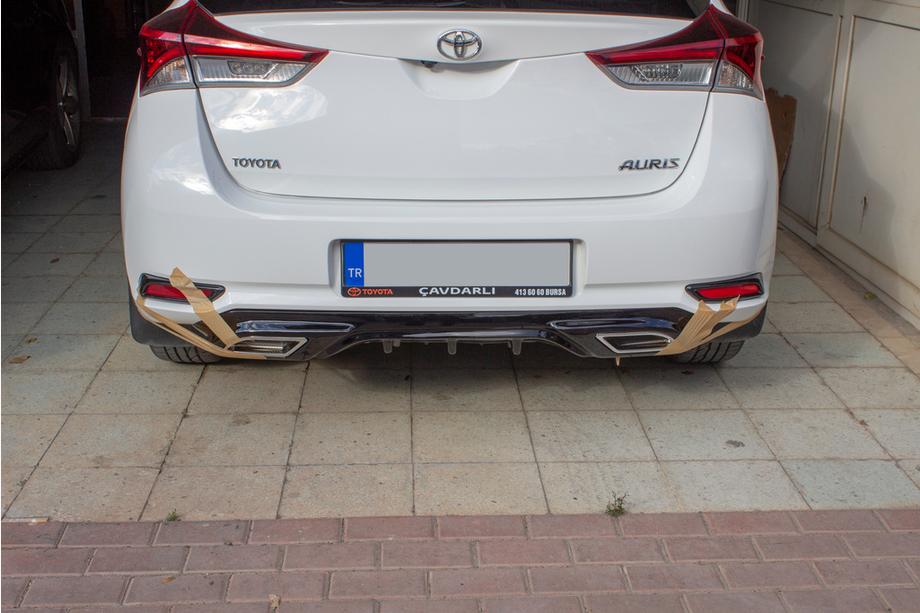 Toyota Auris 2012-2018 Heckdiffusor für Stoßstange (2016-2018, grundiert zum Lackieren) Image