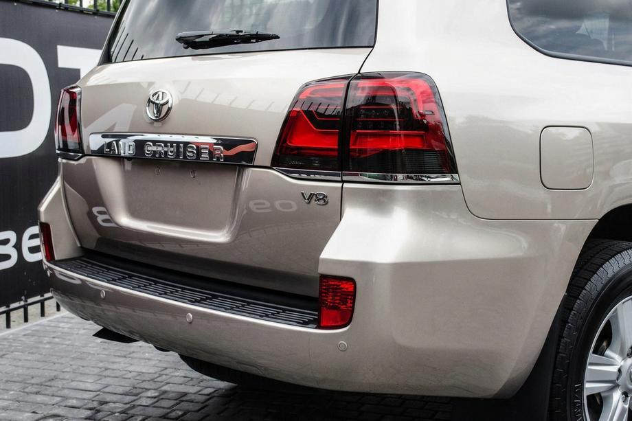 Toyota Land Cruiser 200 2007-2021 Rückleuchten 2007-2015 V2 (Design 2016+) Image