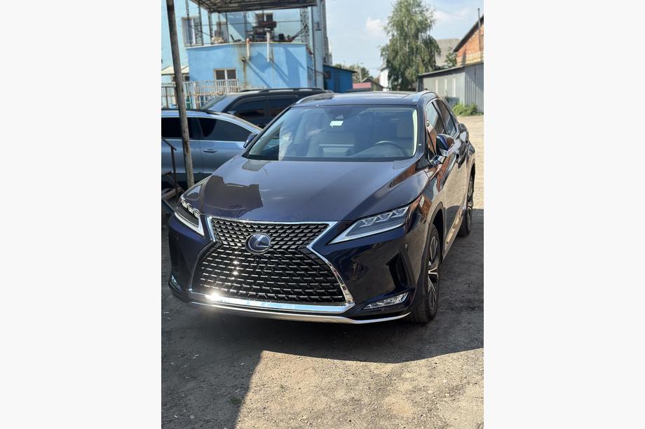 Lexus RX 2016-2022 Facelift Kit auf 2021 (Stoßstange, Scheinwerfer, Rückleuchten) Foto 7