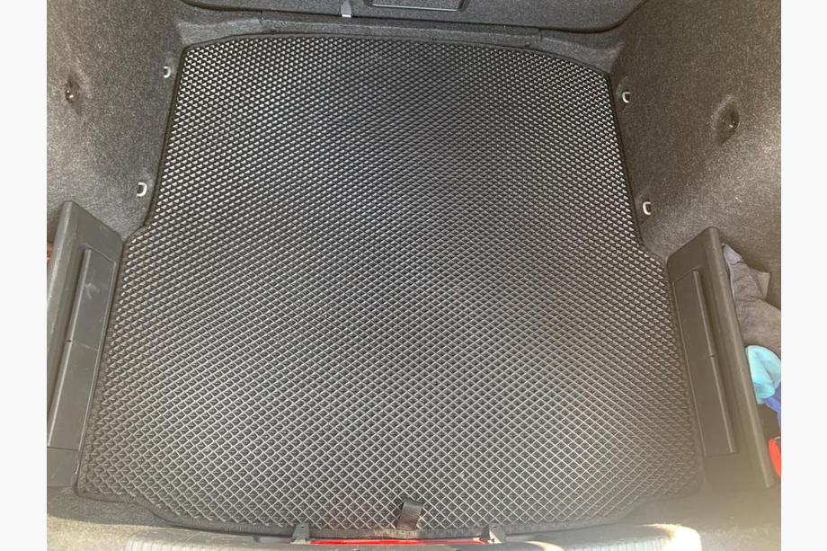 Skoda Octavia III A7 2013-2019 Kofferraummatte SD (EVA, Schwarz) Foto 2