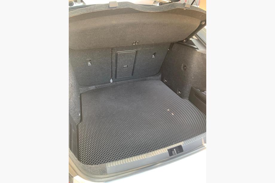Skoda Octavia III A7 2013-2019 Kofferraummatte SD (EVA, Schwarz) Foto 4