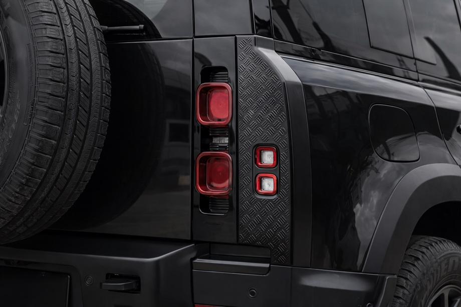 Land Rover Defender 2019- Karosserie Verkleidungssatz Foto 4