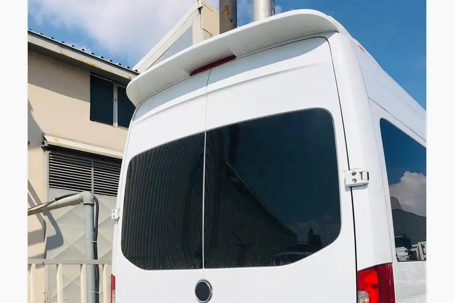 Mercedes Sprinter W906 2006–2018 Heckspoiler Anatomik (breites Modell, grundiert zum Lackieren) Image