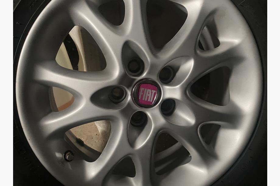 Fiat Felgendeckel V2 49/42.5 mm rot (4 Stk, 0735448759) Foto 1