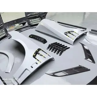 Wide Body Kit Komplettsatz (für 2018-2024) Foto 3