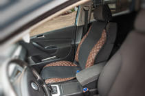 Autositzauflage ECO und Stoff (1 Stk, Braun mit schwarzer Naht + Stoff) Foto 2